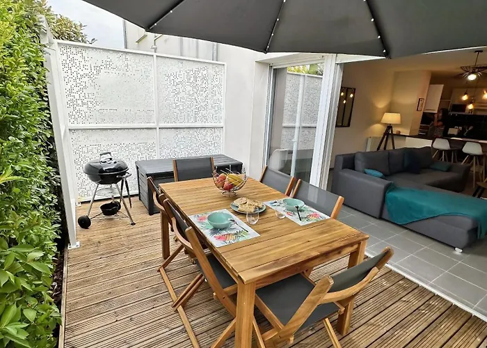 Holiday home Lumineuse T3 - Proche Aeroport Meett Airbus